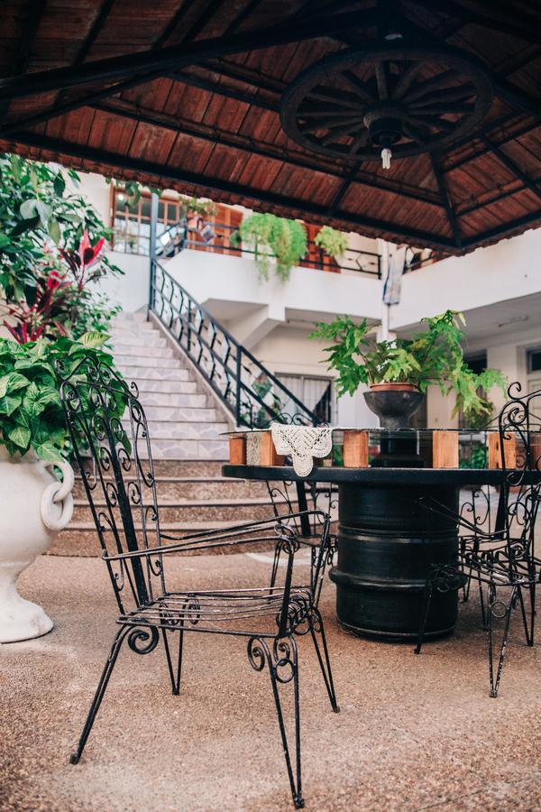 Tia Hotel